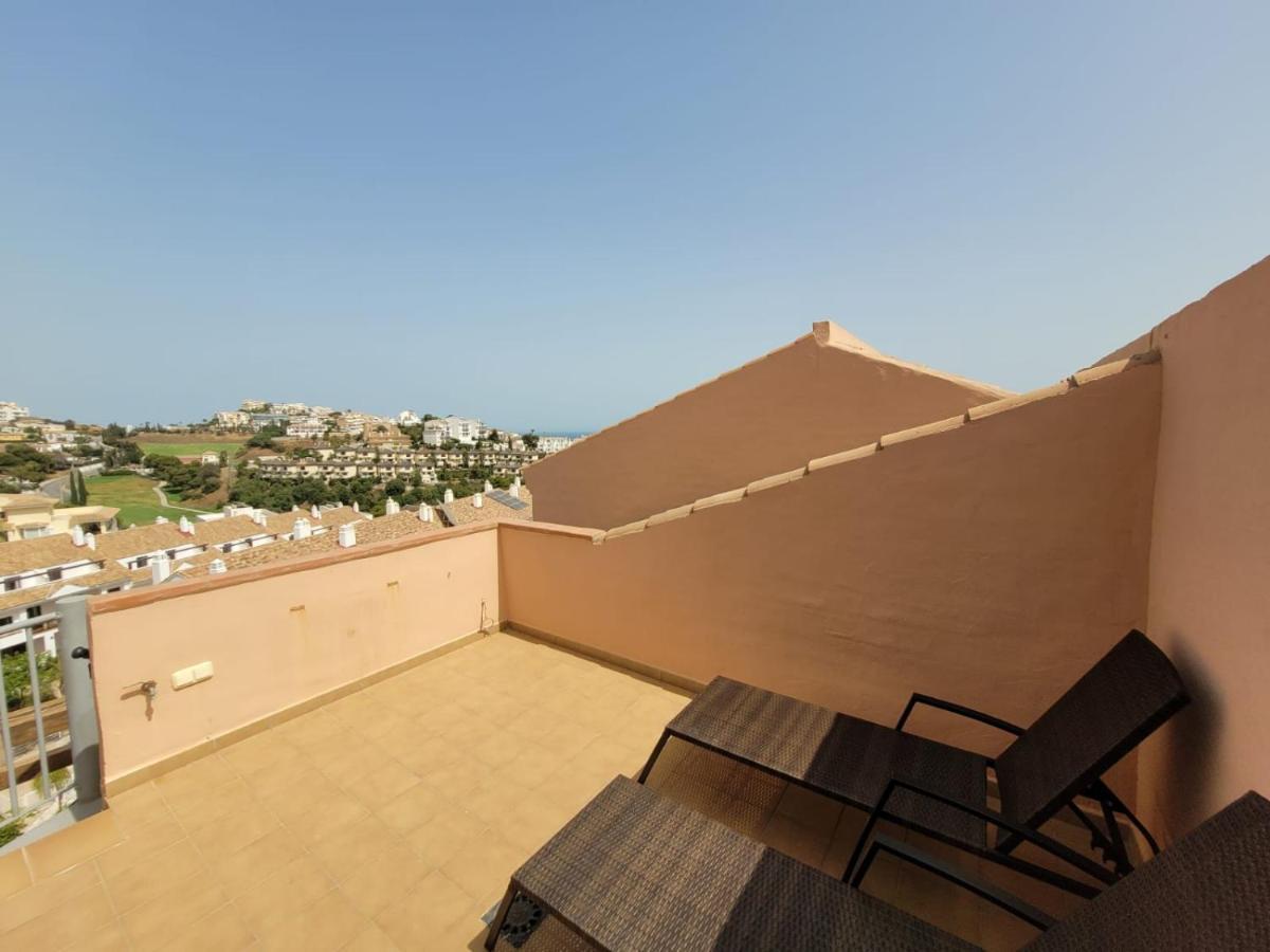 Cozy Penthouse Riviera Del Sol Apartman Málaga Kültér fotó