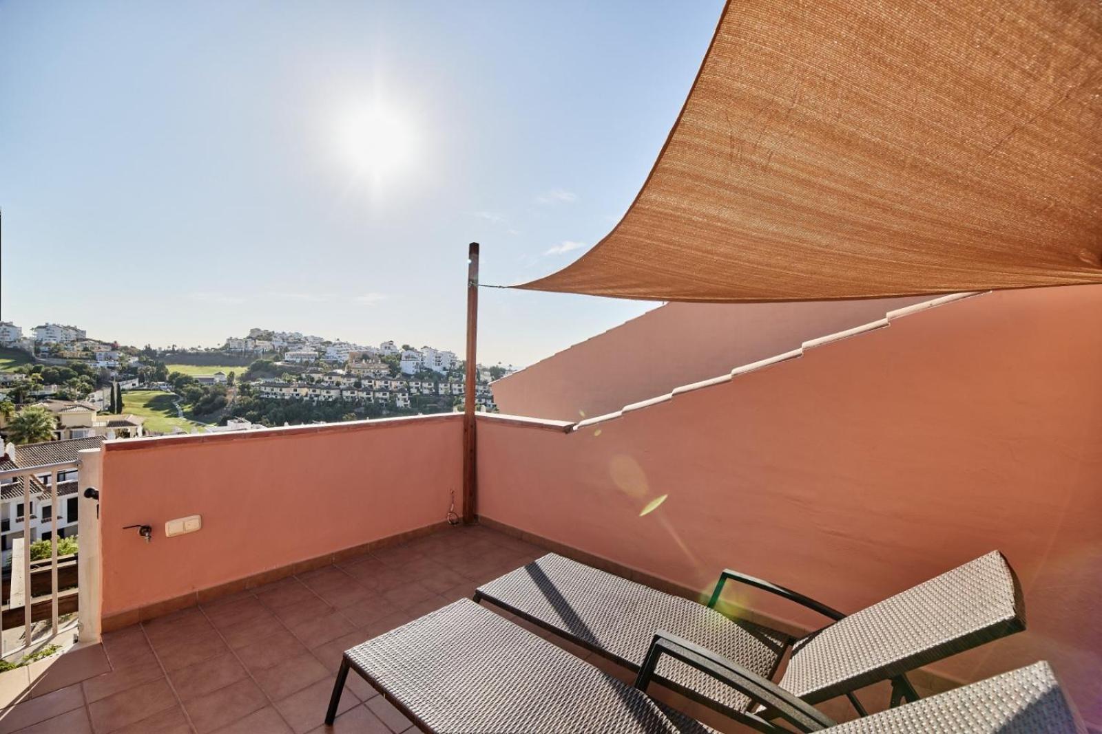 Cozy Penthouse Riviera Del Sol Apartman Málaga Kültér fotó